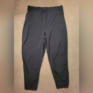 Cropped Athletic Pants